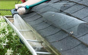 Kirkby Underwood gutter cleaning costs
