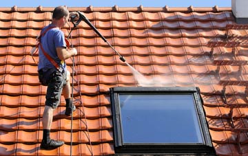 roof cleaning Kirkby Underwood, Lincolnshire