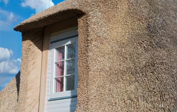 Kirkby Underwood thatch roof disadvantages